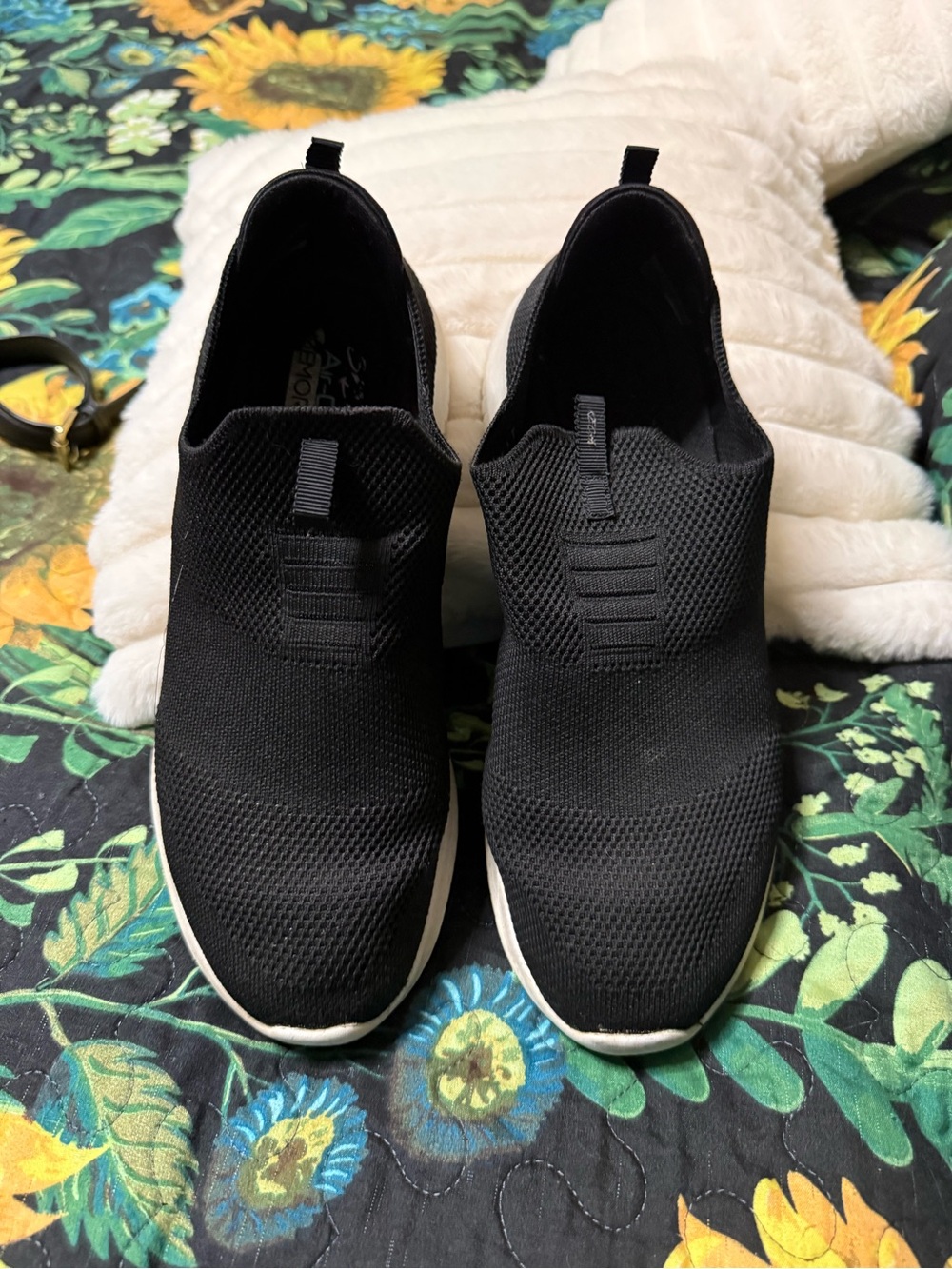 Men's Black Slip-On Athletic Sneakers - Unbranded